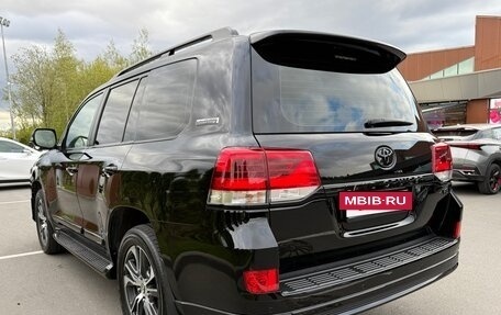 Toyota Land Cruiser 200, 2019 год, 7 800 000 рублей, 24 фотография