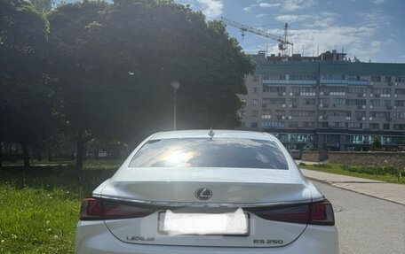 Lexus ES VII, 2021 год, 4 550 000 рублей, 5 фотография