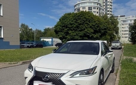 Lexus ES VII, 2021 год, 4 550 000 рублей, 3 фотография