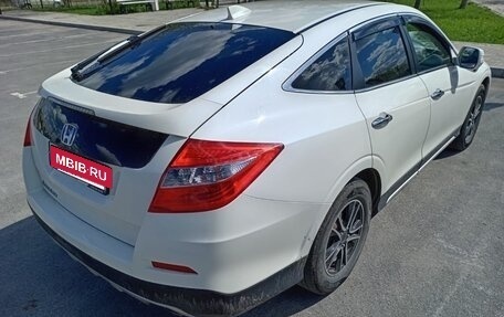 Honda Crosstour I рестайлинг, 2013 год, 1 800 000 рублей, 5 фотография