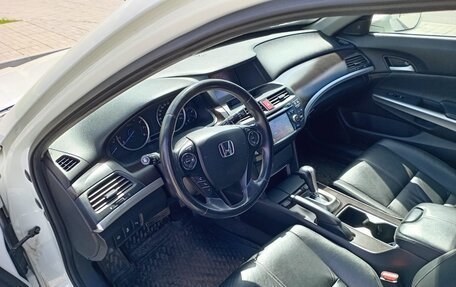 Honda Crosstour I рестайлинг, 2013 год, 1 800 000 рублей, 8 фотография