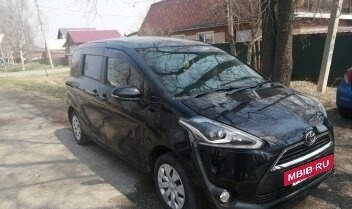 Toyota Sienta II, 2016 год, 1 250 000 рублей, 17 фотография