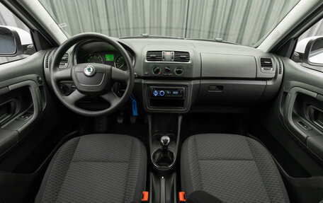 Skoda Fabia II, 2011 год, 590 000 рублей, 10 фотография