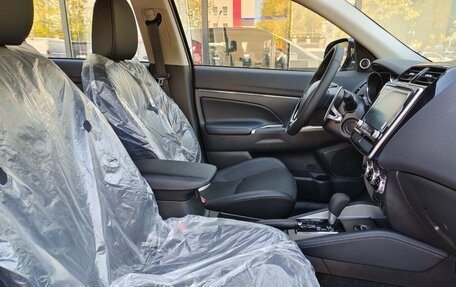 Mitsubishi ASX I рестайлинг, 2024 год, 3 700 000 рублей, 10 фотография