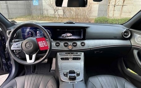 Mercedes-Benz CLS, 2021 год, 4 290 000 рублей, 14 фотография