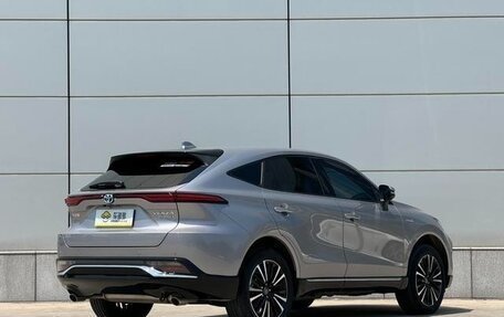 Toyota Venza, 2022 год, 3 010 446 рублей, 4 фотография