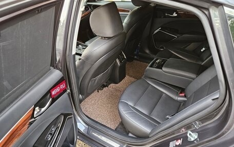 KIA K7, 2016 год, 1 600 000 рублей, 9 фотография