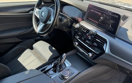 BMW 5 серия, 2020 год, 4 850 000 рублей, 11 фотография
