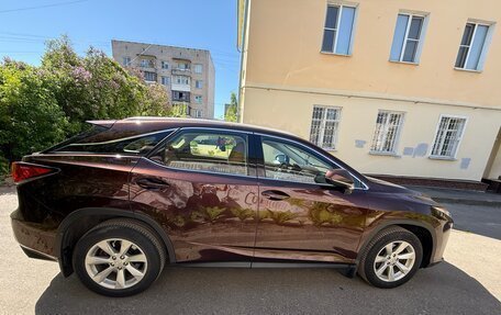 Lexus RX IV рестайлинг, 2017 год, 3 300 000 рублей, 2 фотография