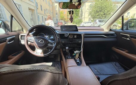 Lexus RX IV рестайлинг, 2017 год, 3 300 000 рублей, 7 фотография