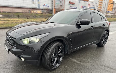 Infiniti QX70, 2014 год, 2 250 000 рублей, 2 фотография