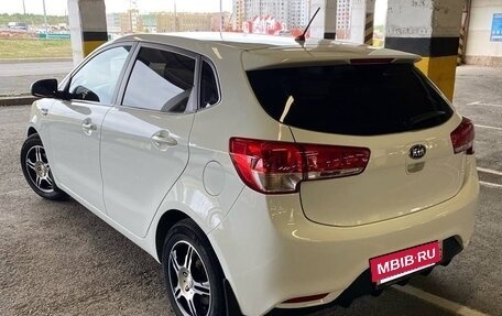 KIA Rio III рестайлинг, 2015 год, 1 200 000 рублей, 10 фотография