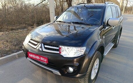 Mitsubishi Pajero Sport II рестайлинг, 2013 год, 1 499 999 рублей, 2 фотография