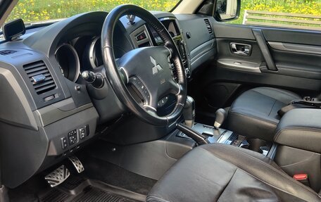 Mitsubishi Pajero IV, 2015 год, 3 400 000 рублей, 19 фотография