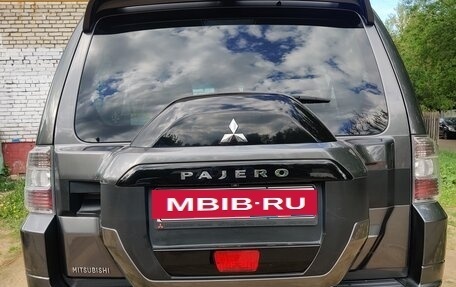 Mitsubishi Pajero IV, 2015 год, 3 400 000 рублей, 18 фотография