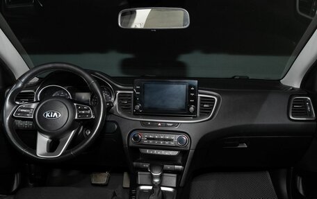 KIA cee'd III, 2020 год, 1 800 000 рублей, 9 фотография
