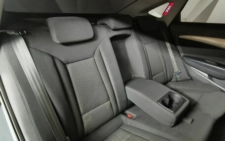 Hyundai i40 I рестайлинг, 2013 год, 599 000 рублей, 13 фотография