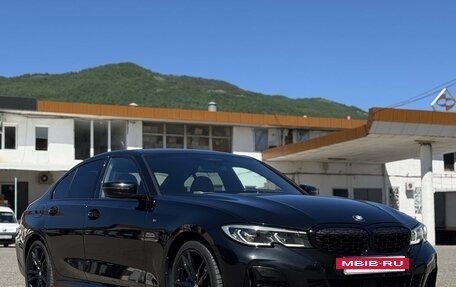 BMW 3 серия, 2019 год, 5 150 000 рублей, 2 фотография