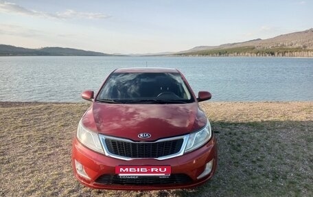 KIA Rio III рестайлинг, 2013 год, 590 000 рублей, 2 фотография