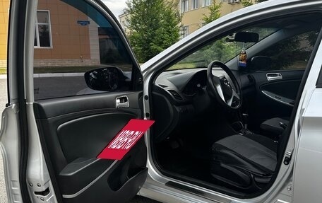 Hyundai Solaris II рестайлинг, 2013 год, 950 000 рублей, 10 фотография