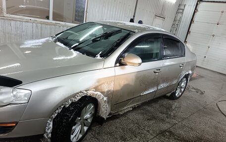 Volkswagen Passat B6, 2005 год, 670 000 рублей, 2 фотография