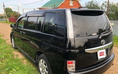 Toyota ISis I, 2013 год, 1 550 000 рублей, 8 фотография