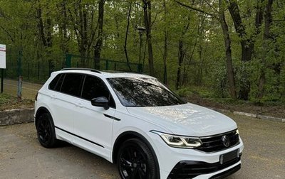 Volkswagen Tiguan II, 2021 год, 4 900 000 рублей, 1 фотография