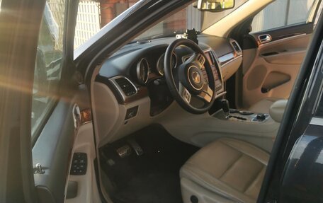 Jeep Grand Cherokee, 2011 год, 1 600 000 рублей, 11 фотография