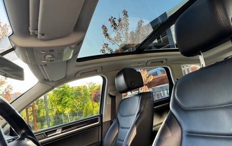 Volkswagen Touareg III, 2011 год, 2 300 000 рублей, 7 фотография