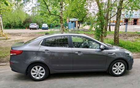 KIA Rio III рестайлинг, 2017 год, 1 300 000 рублей, 4 фотография