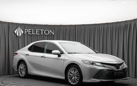 Toyota Camry, 2018 год, 2 350 000 рублей, 3 фотография
