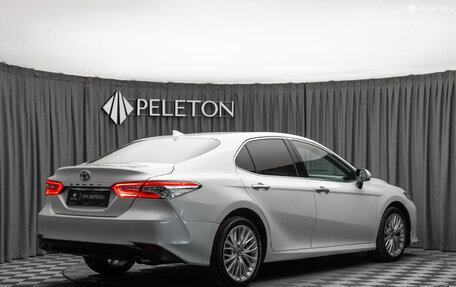 Toyota Camry, 2018 год, 2 350 000 рублей, 4 фотография