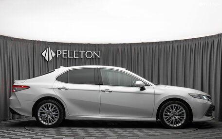 Toyota Camry, 2018 год, 2 350 000 рублей, 7 фотография