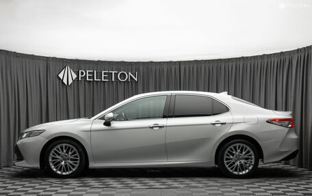 Toyota Camry, 2018 год, 2 350 000 рублей, 6 фотография