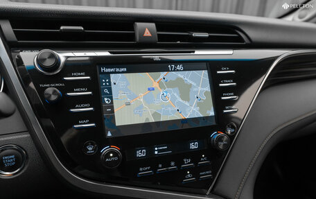 Toyota Camry, 2018 год, 2 350 000 рублей, 17 фотография