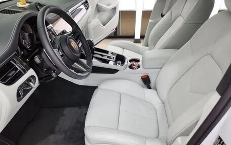 Porsche Macan I рестайлинг, 2022 год, 8 993 369 рублей, 7 фотография