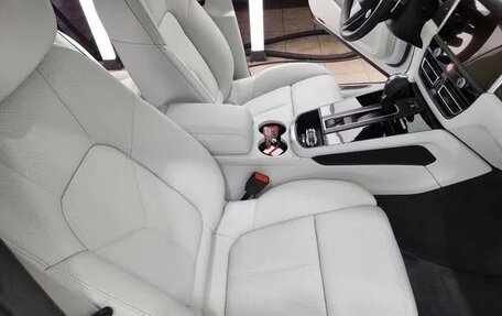 Porsche Macan I рестайлинг, 2022 год, 8 993 369 рублей, 10 фотография