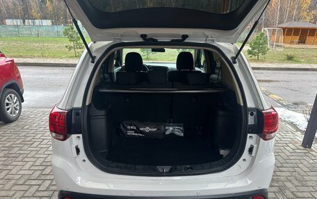 Mitsubishi Outlander III рестайлинг 3, 2015 год, 1 700 000 рублей, 25 фотография