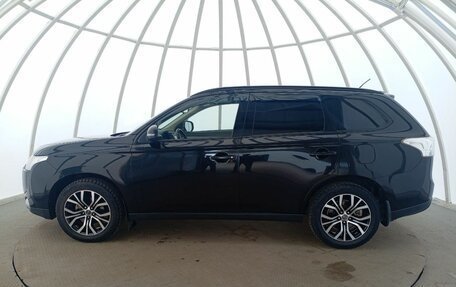 Mitsubishi Outlander III рестайлинг 3, 2013 год, 1 280 000 рублей, 10 фотография
