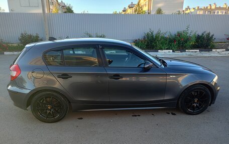 BMW 1 серия, 2005 год, 850 000 рублей, 3 фотография