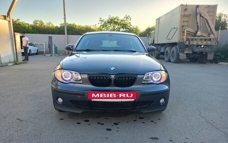 BMW 1 серия, 2005 год, 850 000 рублей, 6 фотография