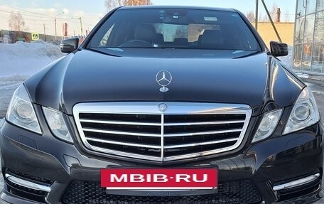 Mercedes-Benz E-Класс, 2012 год, 1 700 000 рублей, 2 фотография