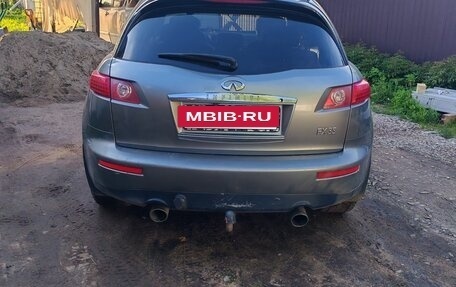 Infiniti FX I, 2004 год, 560 000 рублей, 16 фотография