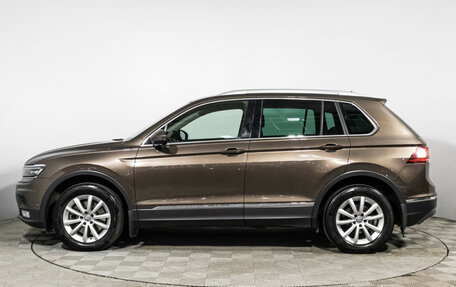 Volkswagen Tiguan II, 2017 год, 2 395 000 рублей, 8 фотография