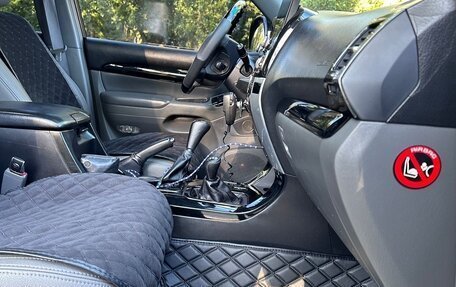 Toyota Land Cruiser Prado 120 рестайлинг, 2003 год, 2 500 000 рублей, 19 фотография
