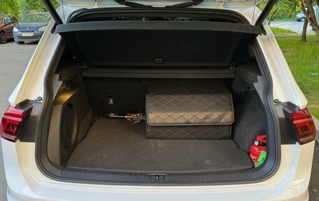 Volkswagen Tiguan II, 2021 год, 4 900 000 рублей, 11 фотография