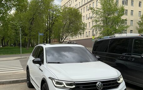Volkswagen Tiguan II, 2021 год, 4 900 000 рублей, 4 фотография