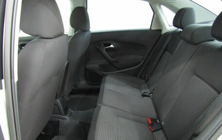 Volkswagen Polo VI (EU Market), 2011 год, 672 000 рублей, 14 фотография