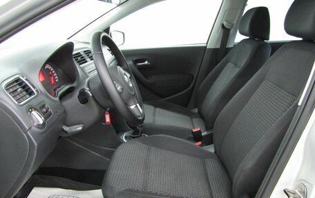 Volkswagen Polo VI (EU Market), 2011 год, 672 000 рублей, 13 фотография