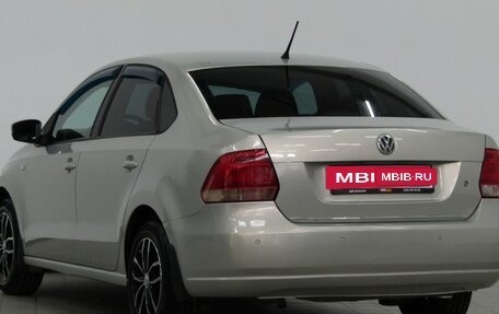 Volkswagen Polo VI (EU Market), 2011 год, 672 000 рублей, 3 фотография